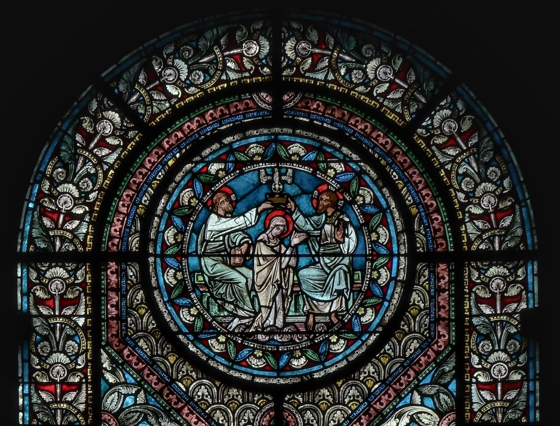 Vitrail de la Vierge