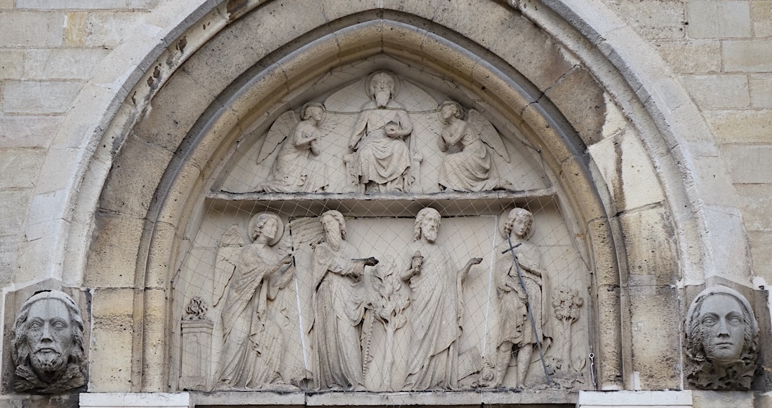 le tympan de gauche