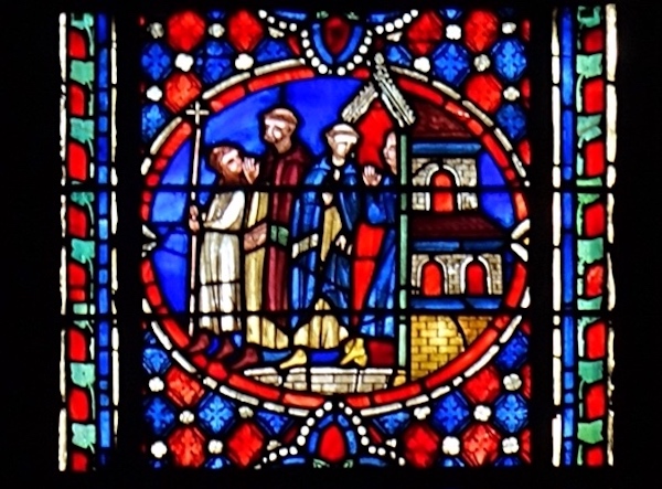[10] La procession sort de  l'église d'Issoire
