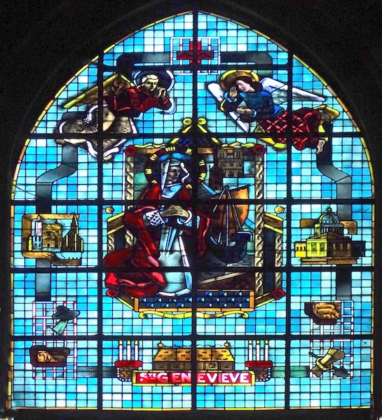 vitrail du XXe siècle commandé à l’atelier de Jean Hébert- Stevens, dédié à sainte Geneviève.<br>Eglise Saint Médard - Paris (5)