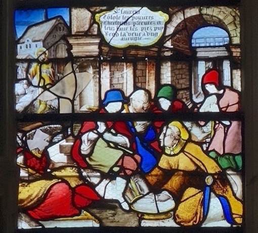 [4] Saint Laurent console les chrétiens persécutés. Il lave les pieds d'un aveugle qu'il guérit.<br>Eglise Saint Eusèbe - Auxerre 89