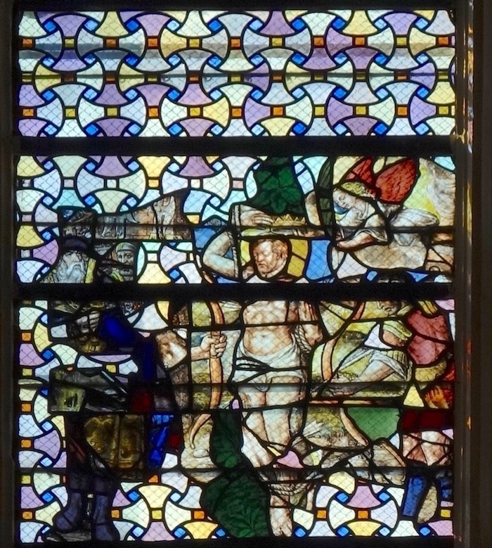 [4] Martyr de Sébastien condamné à être percé de flèches.<br>Eglise Saint Eusèbe - Auxerre 89
