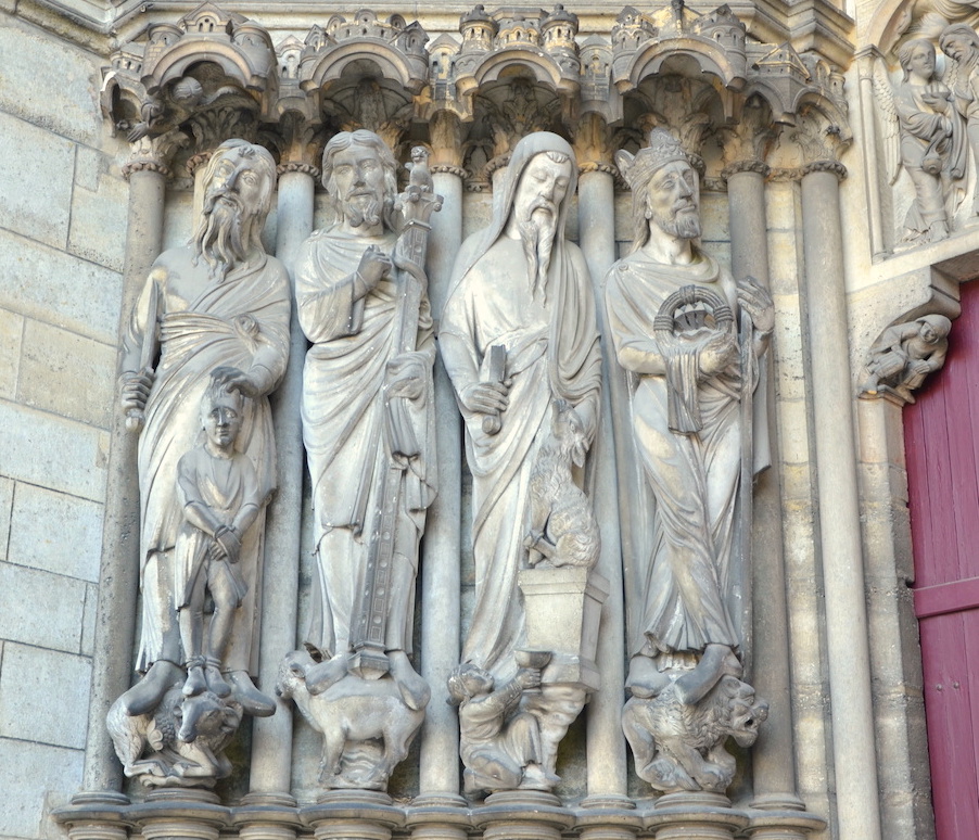 Abraham, Moïse, Samuel et David<br>Portail de la cathédrale Notre-Dame - Laon 02