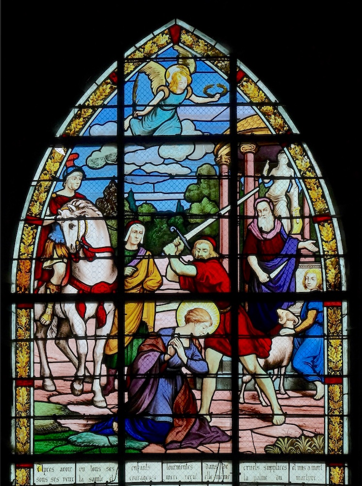 Après avoir vu tous ses enfants tourmentés dans de cruels supplices et mis à mort sous ses yeux, la sainte et courageuse mère reçut elle même la palme du martyre