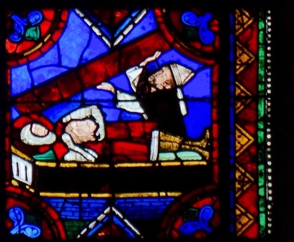 [10] Saint Ferréol est enseveli avec la tête de St Julien. L'évêque de Vienne découvre son corps